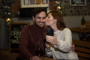 rich men dating